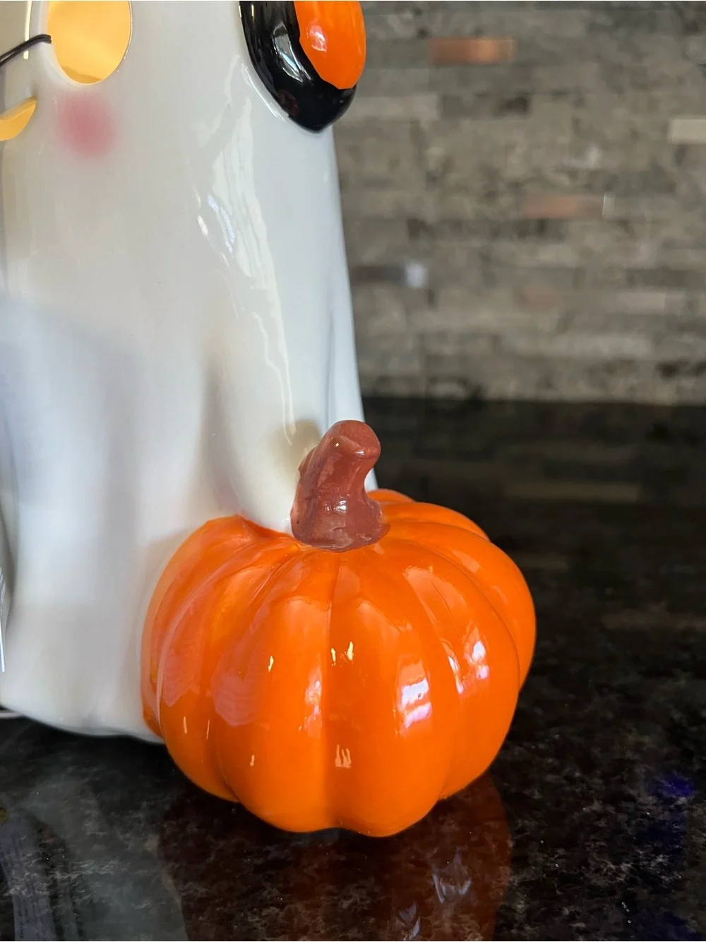 GHOULISH LED Light Up Ceramic Ghost With Headphones, Coffee & Pumpkin